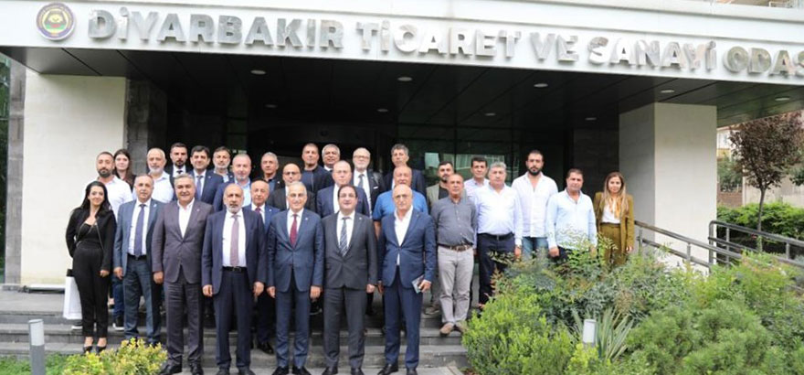 İstanbul Sanayi Odası, Tekstil ve Giyim Eşyası Meslek Komiteleri Diyarbakır Ziyareti İSO Başkan Yardımcısı İrfan Özhamaratlı Başkanlığında Yapıldı 