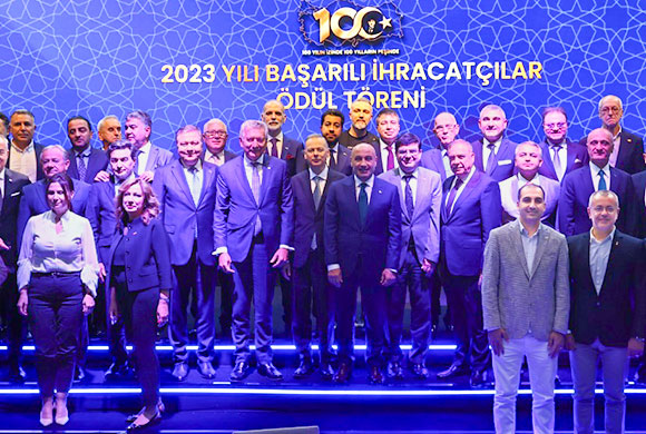 İstanbul Hazır Giyim ve Konfeksiyon İhracatçıları Birliği (İHKİB), 2023 Yılının Başarılı İhracatçılarını Ödüllendirdi