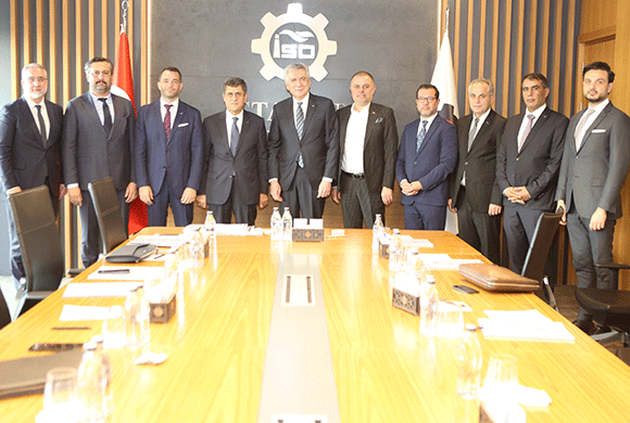 Uluslararası Nakliyeciler Derneği’nin (UND) Yeni Yönetim Kurulu Üyeleri, İstanbul Sanayi Odası Yönetim Kurulu Başkanı Erdal Bahçıvan’a Nezaket Ziyaretinde Bulundu