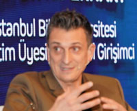 Türkiye A Milli Kadın Voleybol Takımı Baş Antrenörü ve UNDP Türkiye Toplumsal Cinsiyet Eşitliği Savunucusu Giovanni Guidetti