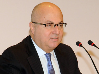 Agah Uğur