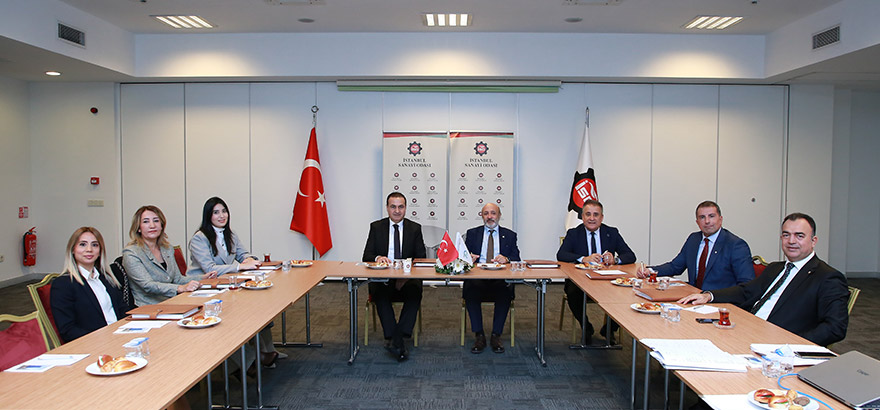 11. Grup Tekstil Terbiye, Boya, Baskı Sanayii Meslek Komitesi 10 Kasım 2022 tarihinde ilk toplantısını İstanbul Sanayi Odası Odakule Binası’nda gerçekleştirdi.