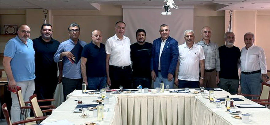 İSO 21. Meslek Komitesi’nden Türkiye Deri Konfeksiyoncuları Derneği’ne Ziyaret