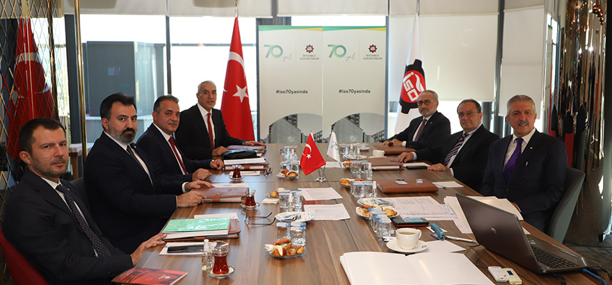 39. Grup Değerli Metaller ve Kuyumculuk Sanayii Meslek Komitesi 10 Kasım 2022 tarihinde ilk toplantısını İstanbul Sanayi Odası Odakule Binası’nda gerçekleştirdi.