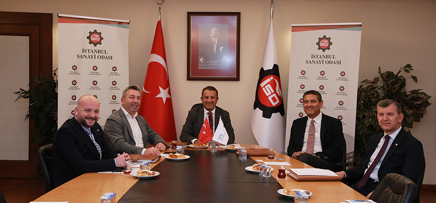 53. Grup Kara Taşıtları Ana Sanayii ve Karoseri Sanayii Meslek Komitesi 10 Kasım 2022 tarihinde ilk toplantısını İstanbul Sanayi Odası Odakule Binası’nda gerçekleştirdi.