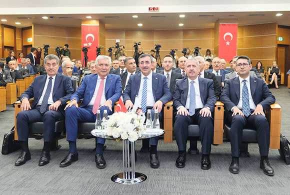 İSO Ağustos Ayı Meclis Toplantısı, Türkiye Cumhurbaşkanı Yardımcısı Cevdet Yılmaz’ın Katılımıyla Gerçekleştirildi