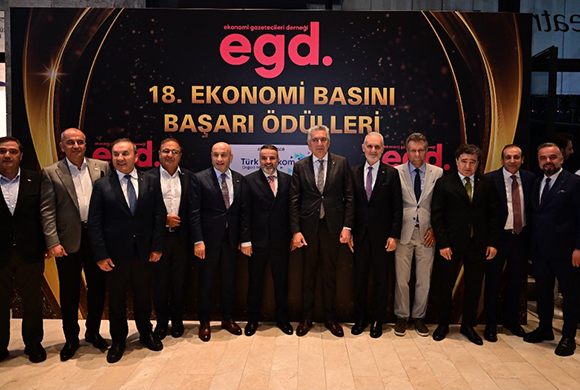İş ve Basın Dünyası Ekonomi Gazetecileri Derneği 18. Ekonomi Basını Başarı Ödülleri’nde Bir Araya Geldi