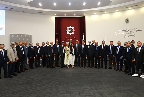 İSO Eylül Ayı Meclis Toplantısı'nda 2026-2028 Orta Vadeli Program (OVP) Çerçevesinde Sanayinin Dönüşümü Ele Alındı 