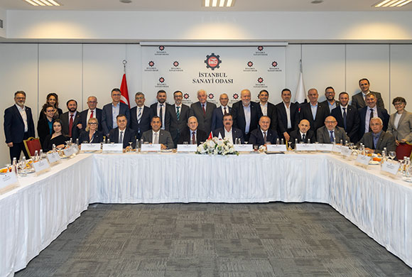 İstanbul Sanayi Odası Metal-Makine Meslek Komiteleri Ortak Toplantısı Yapıldı
