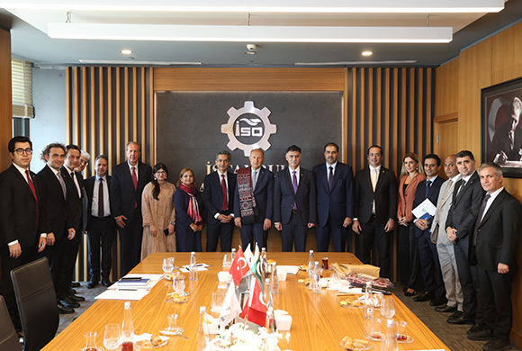 Pakistan İstanbul Başkonsolosu Khawaja Khurram Naeem, Üst Düzey Heyetle Birlikte, İSO’yu Ziyaret Etti